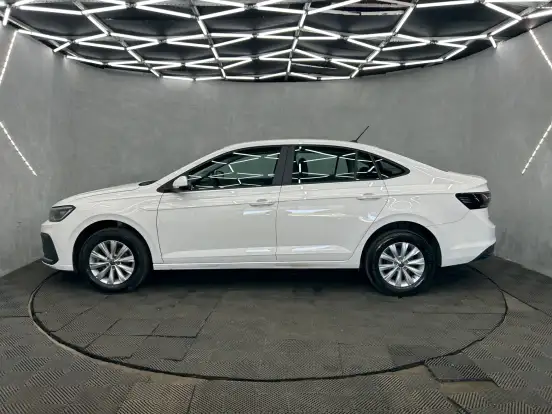 VOLKSWAGEN-VIRTUS-2025