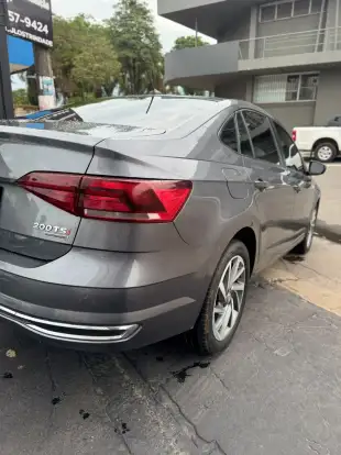 VOLKSWAGEN-VIRTUS-2019