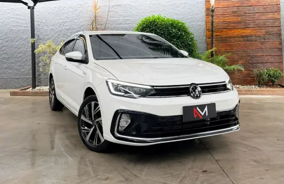 VOLKSWAGEN VIRTUS 1.0 200 TSI HIGHLINE AUTOMÁTICO