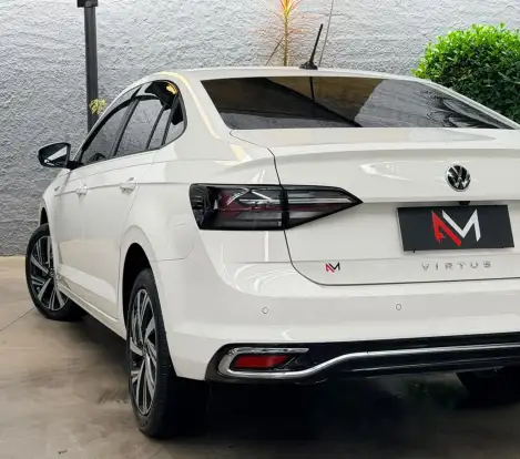 VOLKSWAGEN-VIRTUS-1.0 200 TSI HIGHLINE AUTOMÁTICO VOLKSWAGEN-VIRTUS-2023