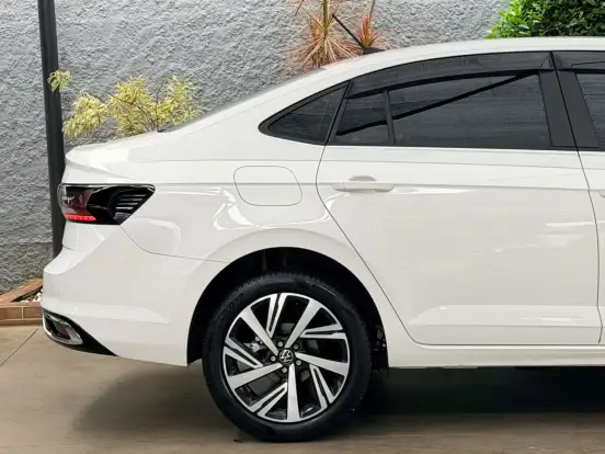 VOLKSWAGEN-VIRTUS-1.0 200 TSI HIGHLINE AUTOMÁTICO VOLKSWAGEN-VIRTUS-2023