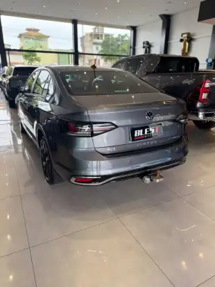 VOLKSWAGEN-VIRTUS-2023