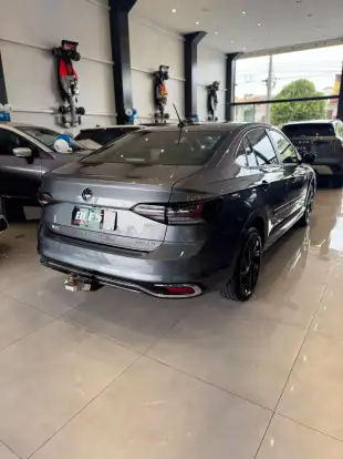 VOLKSWAGEN-VIRTUS-2023