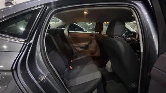VOLKSWAGEN-VIRTUS-2018