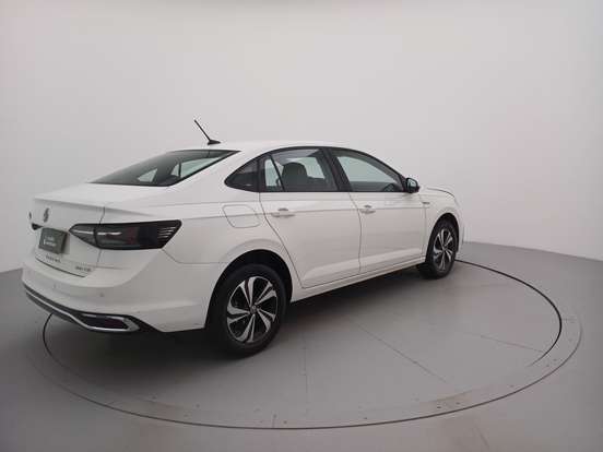 VOLKSWAGEN-VIRTUS-2025