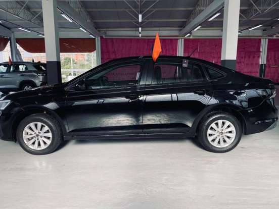 VOLKSWAGEN-VIRTUS-2025