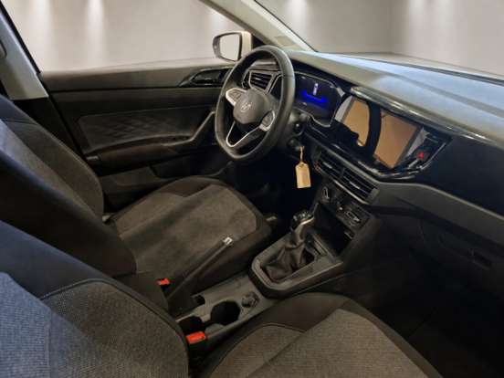 VOLKSWAGEN-VIRTUS-1.0 170 TSI AUTOMÁTICO VOLKSWAGEN-VIRTUS-2025