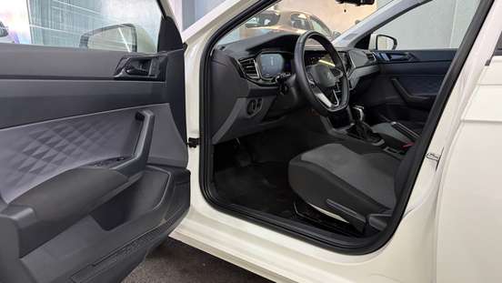 VOLKSWAGEN-VIRTUS-1.0 170 TSI AUTOMÁTICO VOLKSWAGEN-VIRTUS-2024