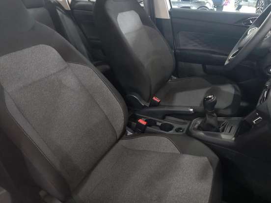 VOLKSWAGEN-VIRTUS-1.0 170 TSI MANUAL VOLKSWAGEN-VIRTUS-2025