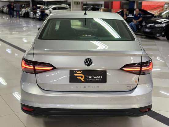 VOLKSWAGEN-VIRTUS-2023