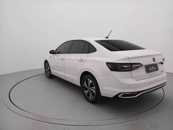 VOLKSWAGEN-VIRTUS-2024