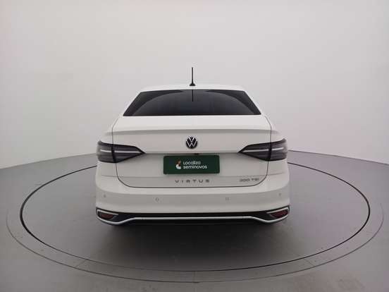 VOLKSWAGEN-VIRTUS-2024