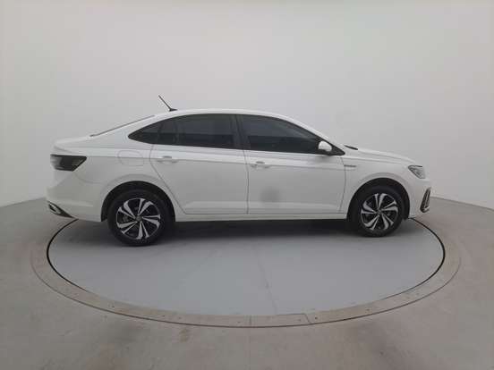 VOLKSWAGEN-VIRTUS-2024