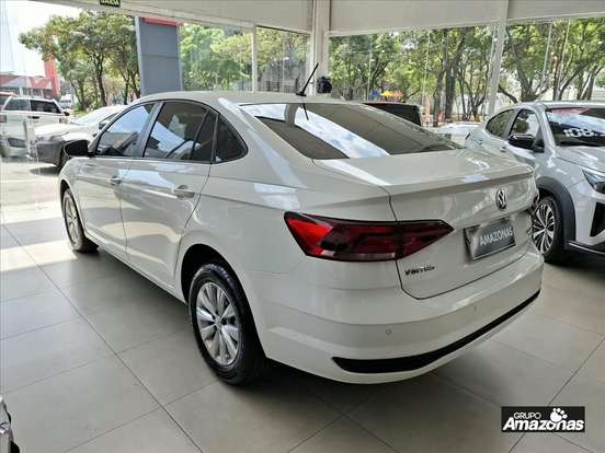 VOLKSWAGEN-VIRTUS-2018