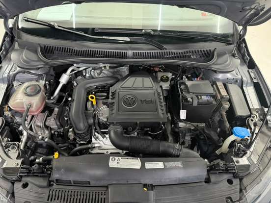 VOLKSWAGEN-VIRTUS-1.0 200 TSI COMFORTLINE AUTOMÁTICO VOLKSWAGEN-VIRTUS-2020