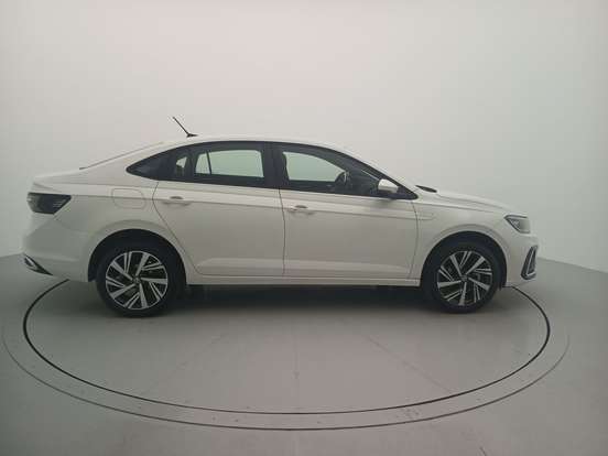 VOLKSWAGEN-VIRTUS-1.0 200 TSI HIGHLINE AUTOMÁTICO VOLKSWAGEN-VIRTUS-2025