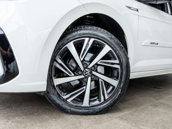 VOLKSWAGEN-VIRTUS-1.0 200 TSI HIGHLINE AUTOMÁTICO VOLKSWAGEN-VIRTUS-2023