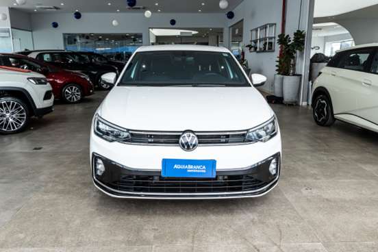 VOLKSWAGEN-VIRTUS-2023