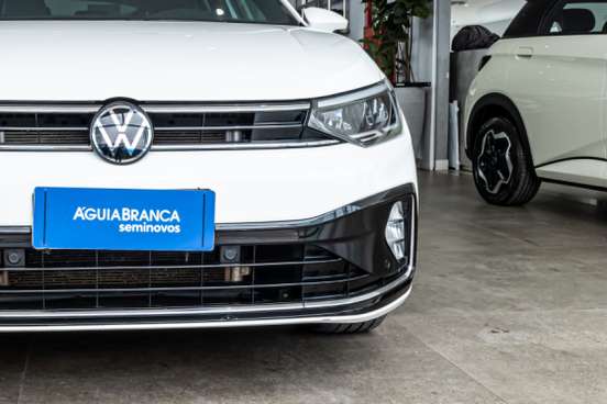 VOLKSWAGEN-VIRTUS-2023