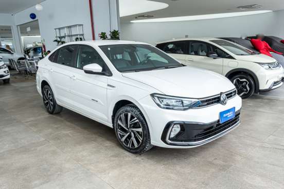 VOLKSWAGEN-VIRTUS-2023