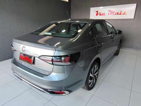 VOLKSWAGEN-VIRTUS-2024