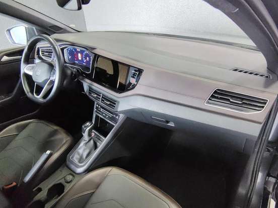 VOLKSWAGEN-VIRTUS-1.0 200 TSI HIGHLINE AUTOMÁTICO VOLKSWAGEN-VIRTUS-2024