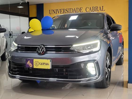 VOLKSWAGEN VIRTUS 1.0 200 TSI HIGHLINE AUTOMÁTICO