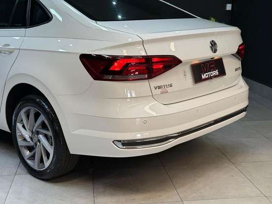 VOLKSWAGEN-VIRTUS-1.0 200 TSI HIGHLINE AUTOMÁTICO VOLKSWAGEN-VIRTUS-2021