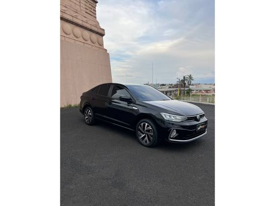 VOLKSWAGEN VIRTUS 1.0 200 TSI HIGHLINE AUTOMÁTICO