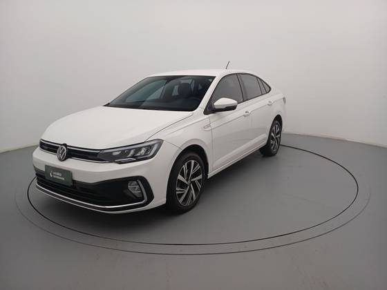 VOLKSWAGEN VIRTUS 1.0 200 TSI HIGHLINE AUTOMÁTICO