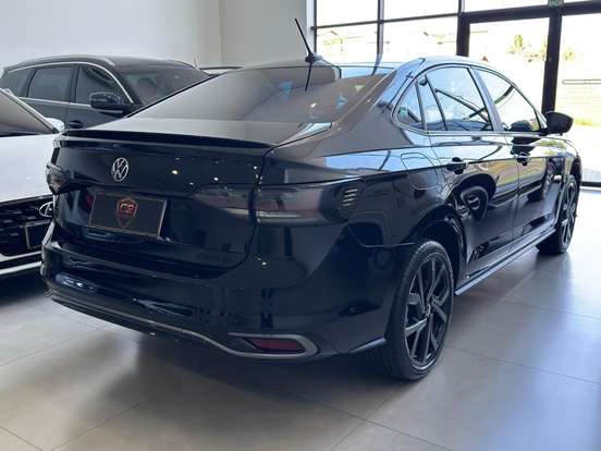 VOLKSWAGEN-VIRTUS-2024