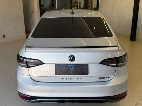 VOLKSWAGEN-VIRTUS-2024