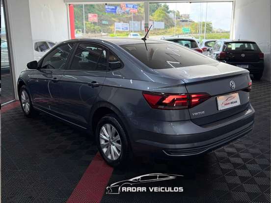 VOLKSWAGEN-VIRTUS-2021