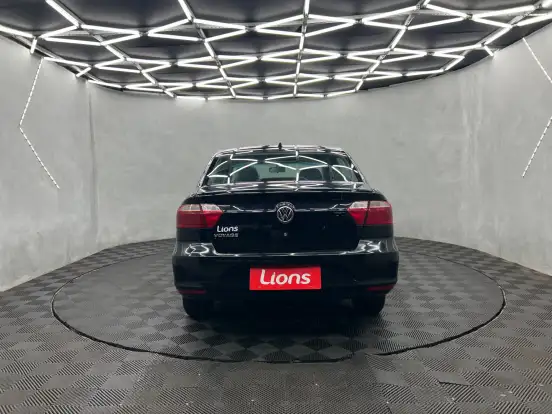 VOLKSWAGEN-VOYAGE-2022