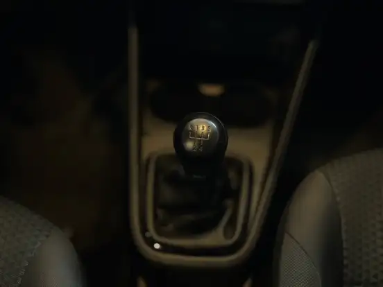 VOLKSWAGEN-VOYAGE-2022