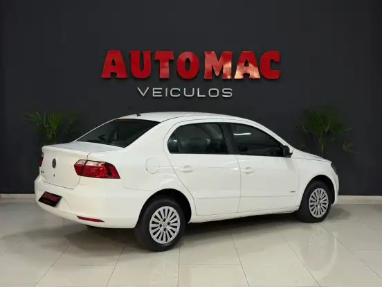 VOLKSWAGEN-VOYAGE-1.0 MI 8V FLEX 4P MANUAL VOLKSWAGEN-VOYAGE-2013