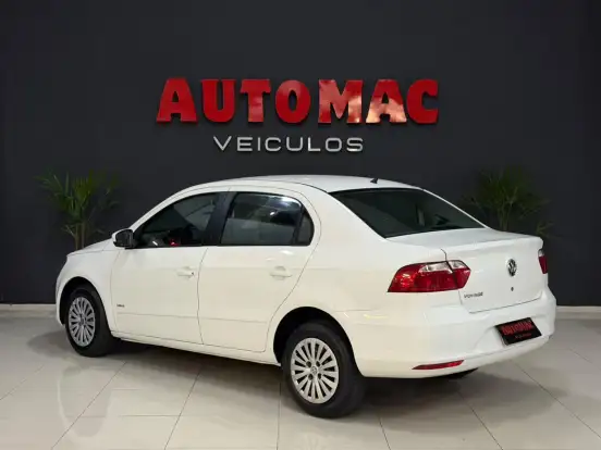 VOLKSWAGEN-VOYAGE-1.0 MI 8V FLEX 4P MANUAL VOLKSWAGEN-VOYAGE-2013