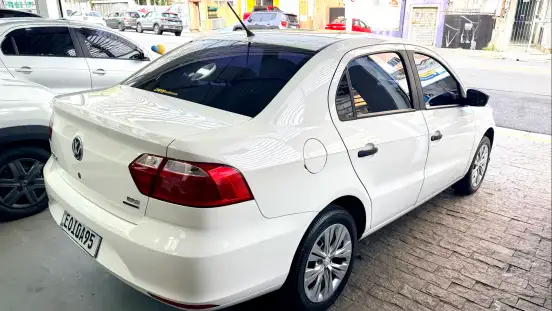 VOLKSWAGEN-VOYAGE-2018
