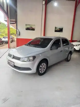 VOLKSWAGEN-VOYAGE-2016