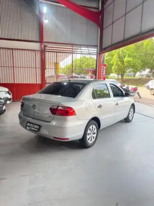 VOLKSWAGEN-VOYAGE-2016