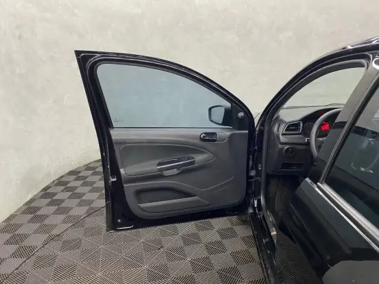 VOLKSWAGEN-VOYAGE-1.6 MSI TOTALFLEX 4P MANUAL VOLKSWAGEN-VOYAGE-2021
