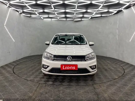 VOLKSWAGEN-VOYAGE-2022