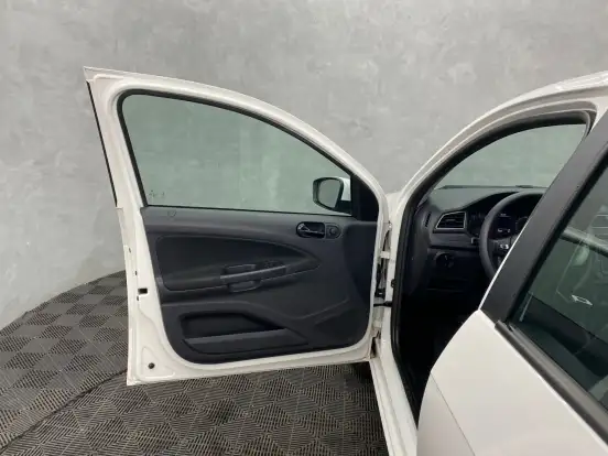 VOLKSWAGEN-VOYAGE-1.6 MSI TOTALFLEX 4P MANUAL VOLKSWAGEN-VOYAGE-2022