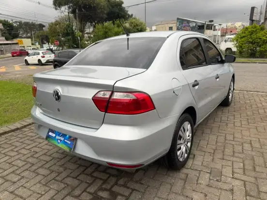 VOLKSWAGEN-VOYAGE-2019