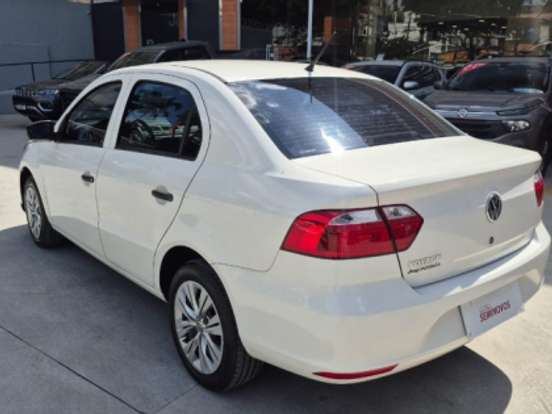 VOLKSWAGEN-VOYAGE-1.0 12V MPI TOTALFLEX 4P MANUAL VOLKSWAGEN-VOYAGE-2022