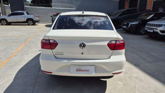 VOLKSWAGEN-VOYAGE-2022