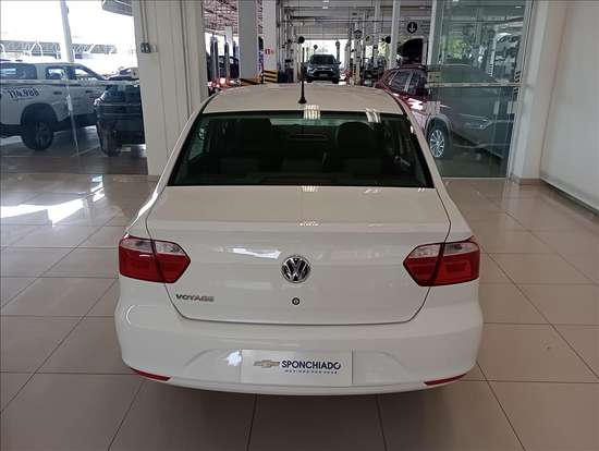 VOLKSWAGEN-VOYAGE-2022