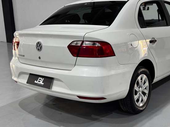 VOLKSWAGEN-VOYAGE-2021