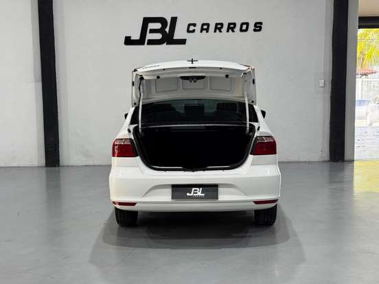 VOLKSWAGEN-VOYAGE-1.0 12V MPI TOTALFLEX 4P MANUAL VOLKSWAGEN-VOYAGE-2021