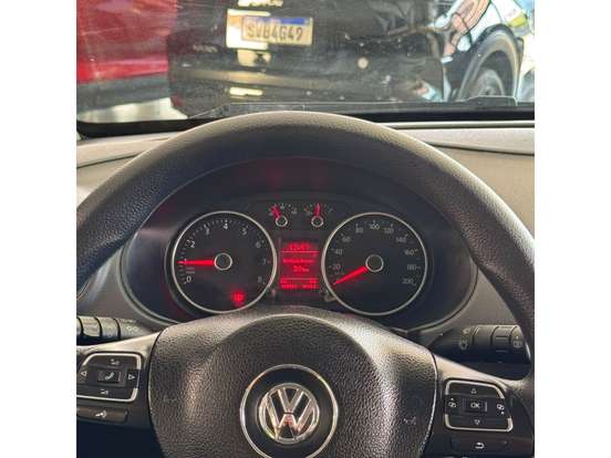 VOLKSWAGEN-VOYAGE-1.0 MI 8V FLEX 4P MANUAL VOLKSWAGEN-VOYAGE-2014